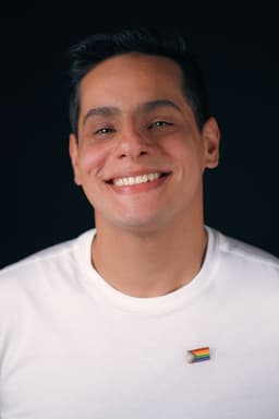 Alexandre R Ribeiro