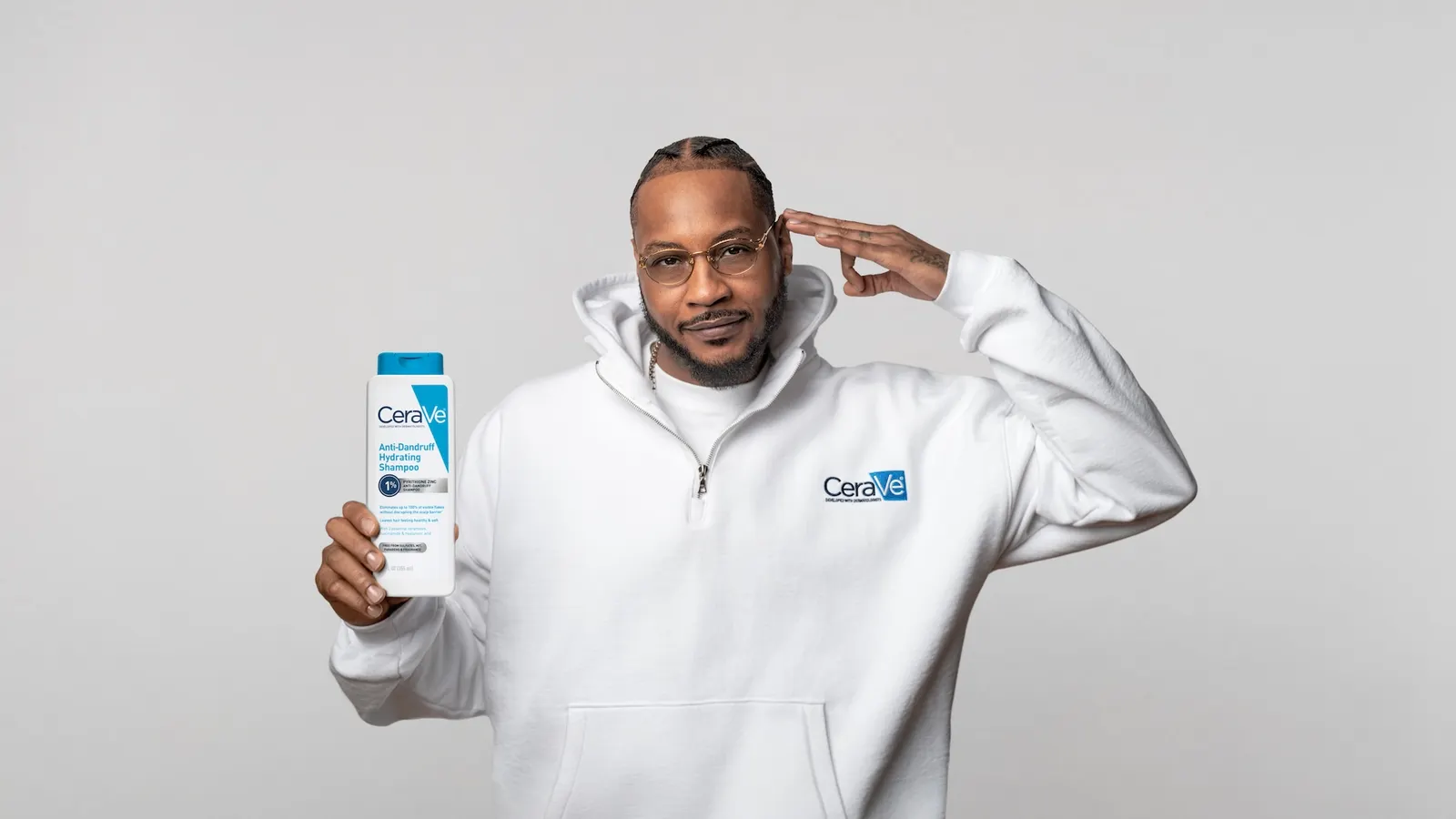 J126743_CEREVE_NBA5372_Carmelo-Salute-full
