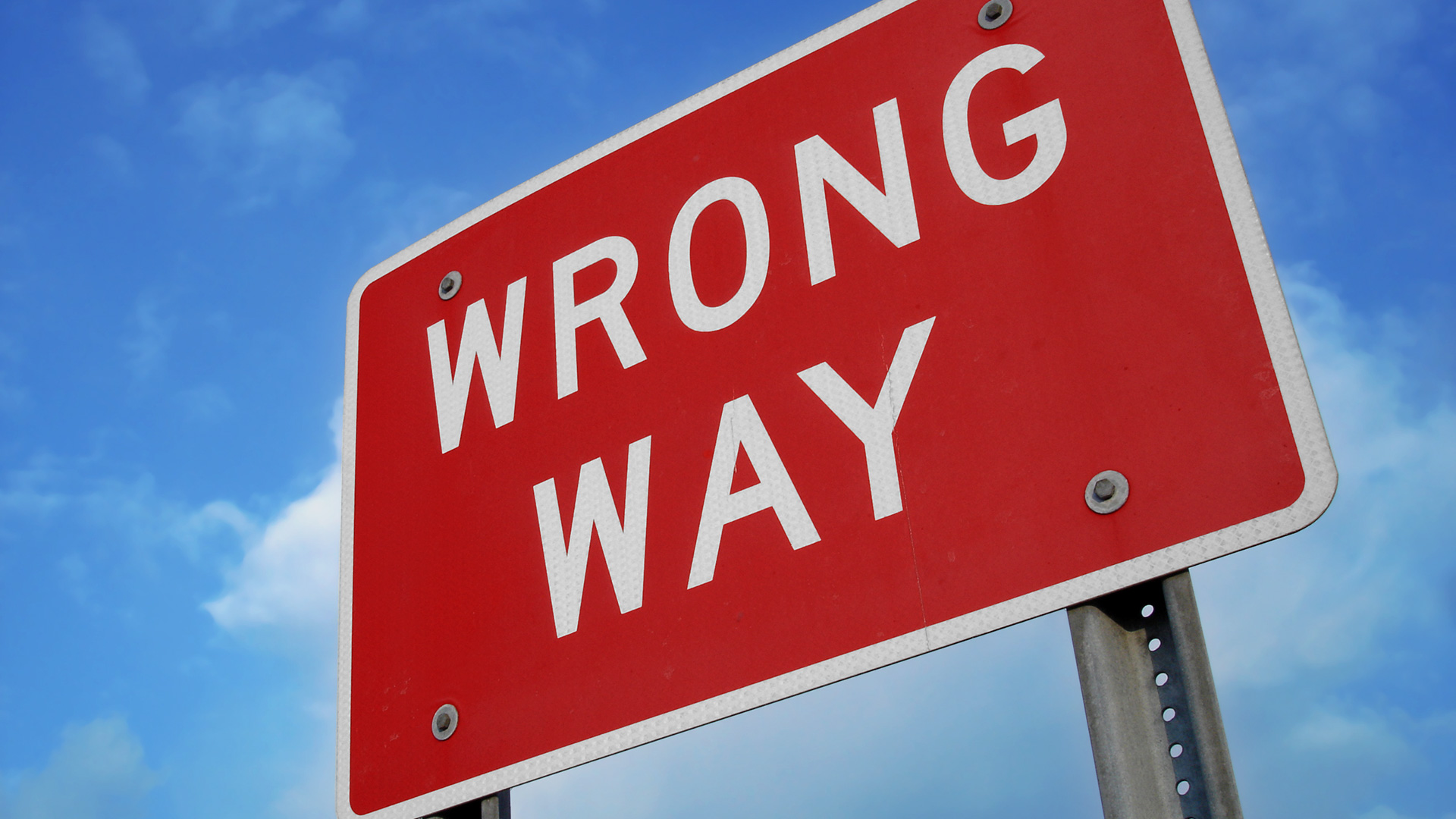 wrong-way-error-mistake-direction-ss-1920.jpg